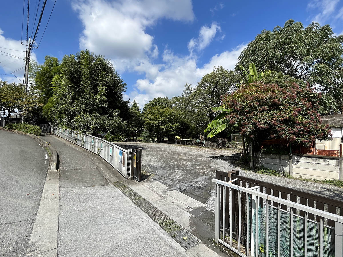 白鳥池駐車場